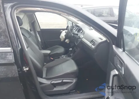 2018 Volkswagen Tiguan 2.0T Se/2.0T Sel from USA, damaged, VIN 3VV2B7AX4JM145274